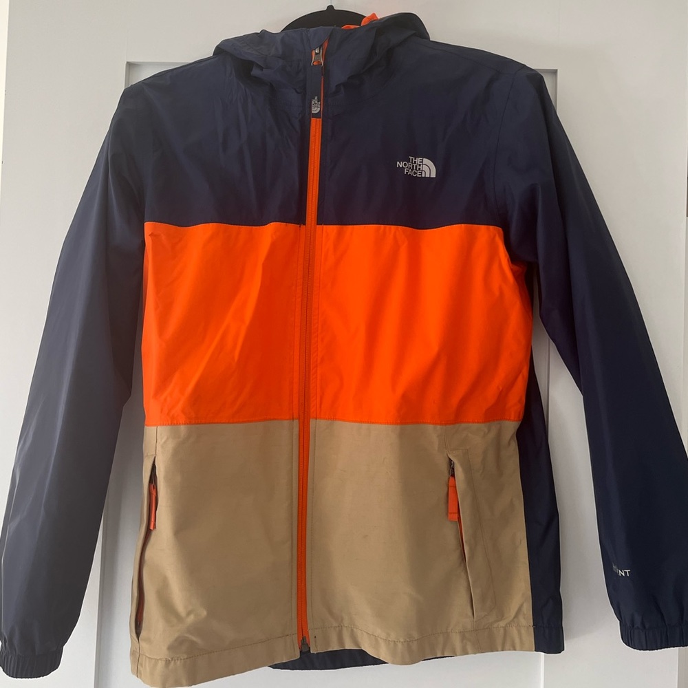 The North Face Windbreaker boys size large (14/16)